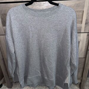 Aerie Woman’s Light Gray Crewneck Sweater